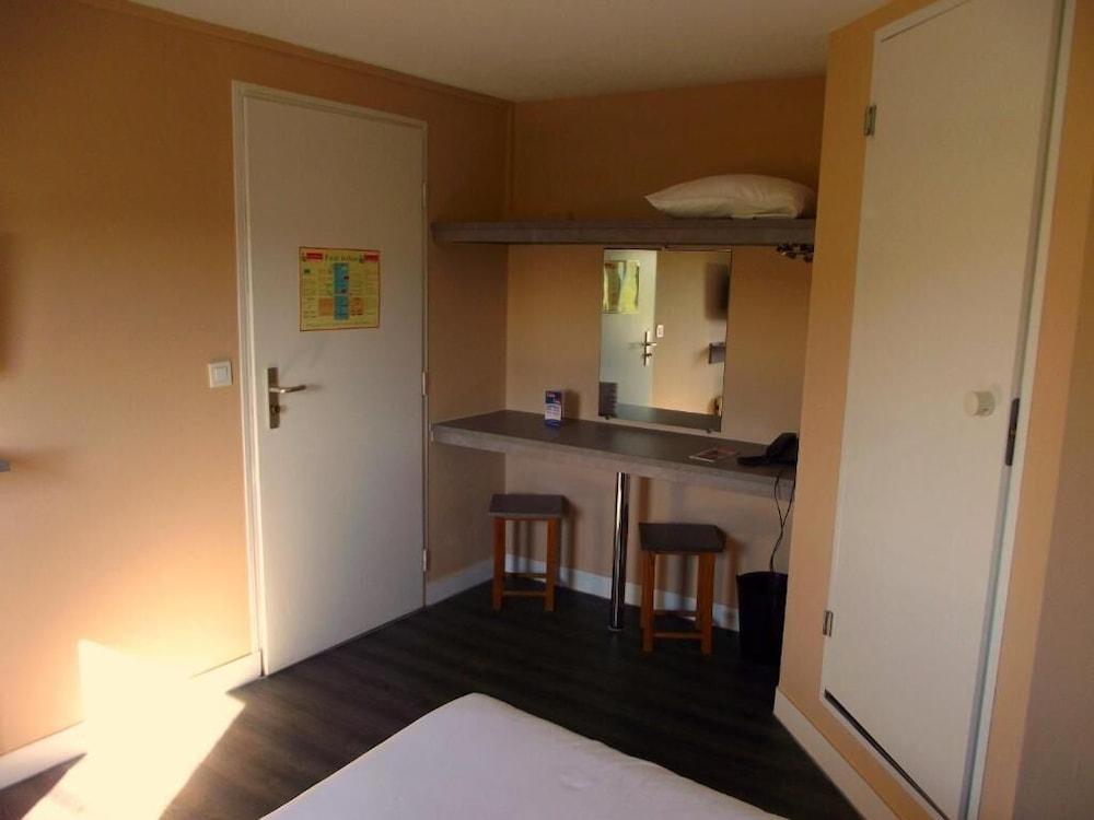 Fasthotel Le Mans Nord Fh Confort Saint-Saturnin  Kültér fotó