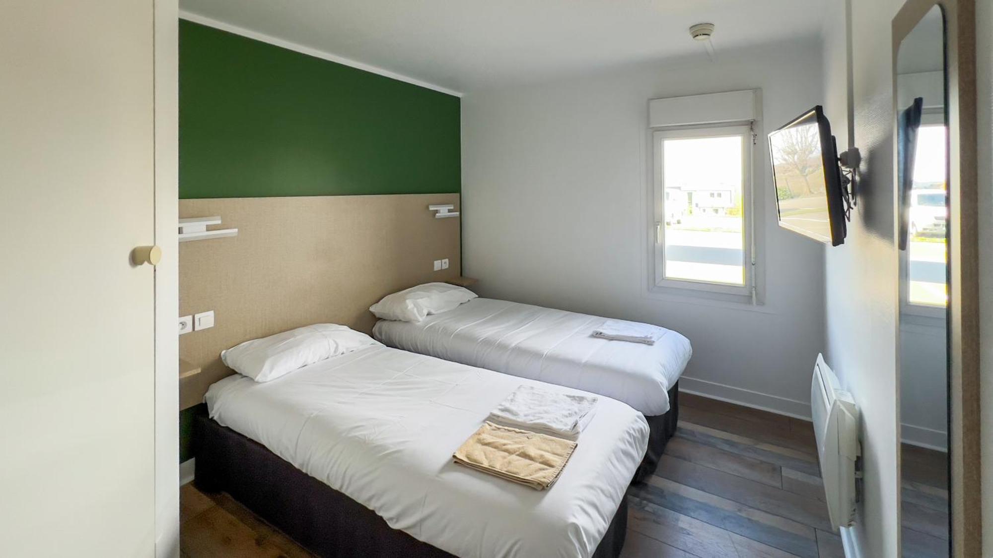 Fasthotel Le Mans Nord Fh Confort Saint-Saturnin  Kültér fotó