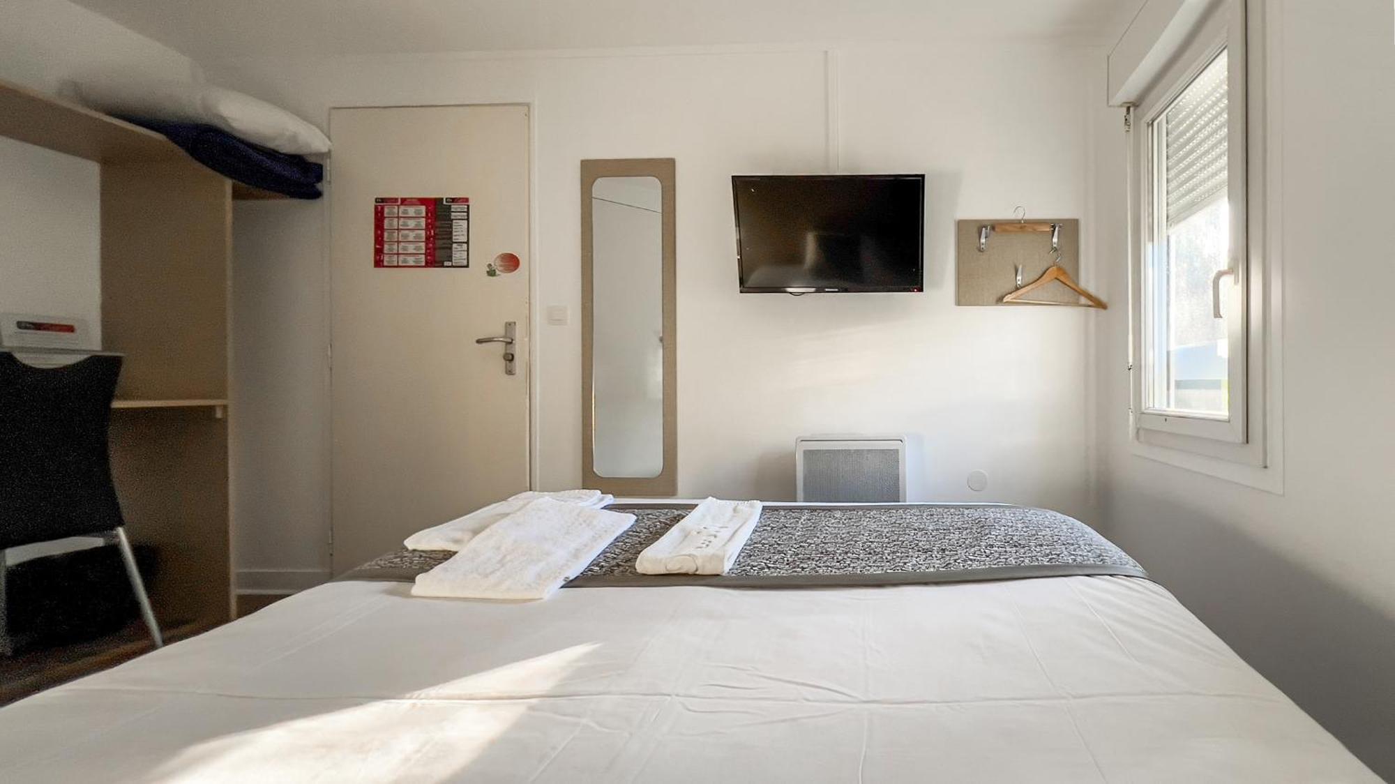 Fasthotel Le Mans Nord Fh Confort Saint-Saturnin  Kültér fotó