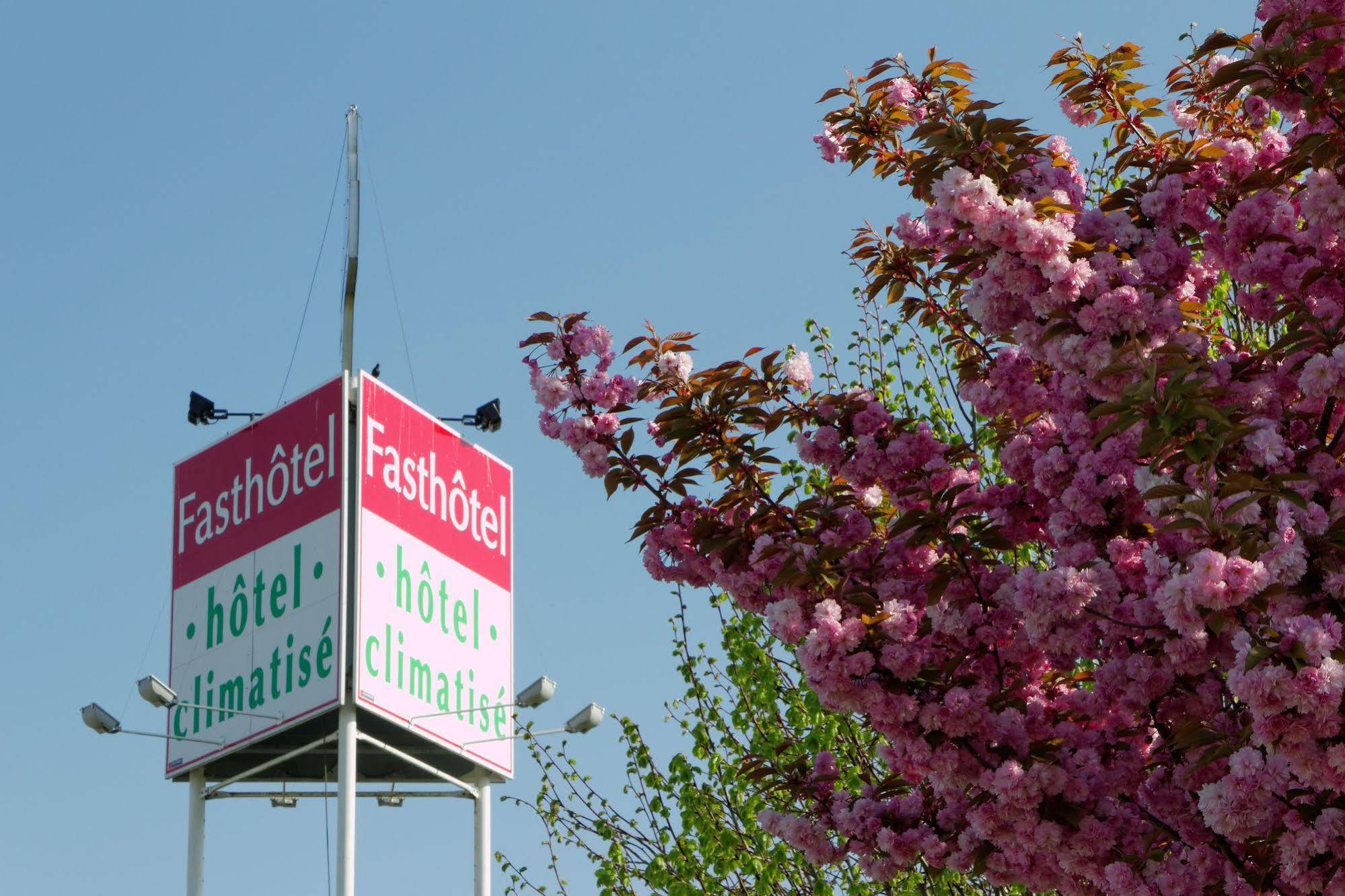 Fasthotel Le Mans Nord Fh Confort Saint-Saturnin  Kültér fotó